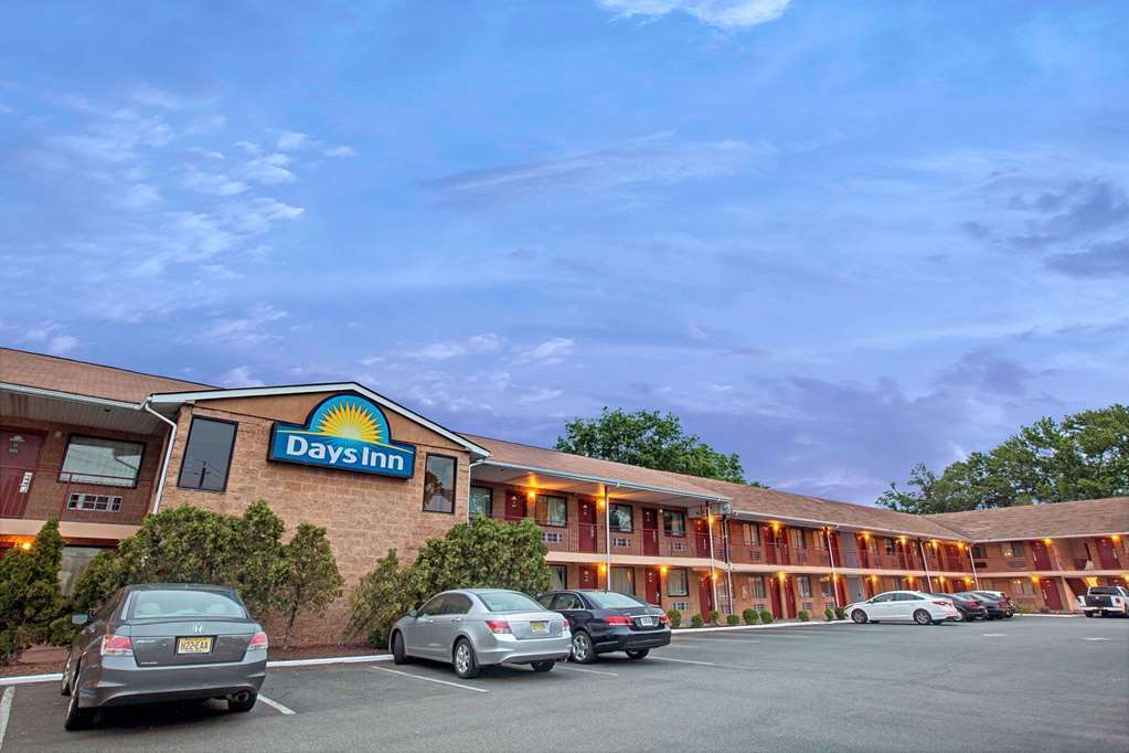 Oyo Hotel Edison Nj Route 1 Exteriör bild